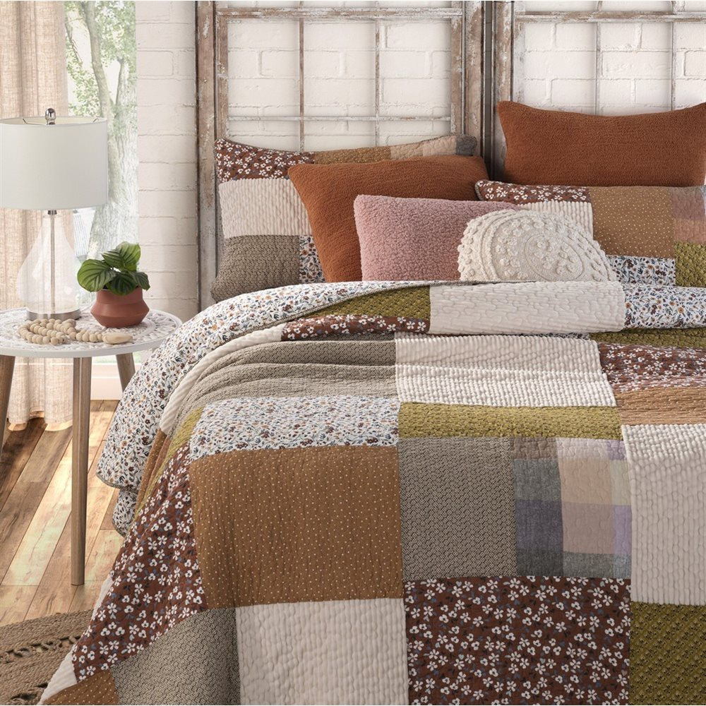Clodi, a Bedding collection from Brunelli
