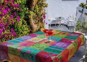 Multicolore vive rectangular provencal tablecloth in polyester