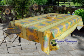 Bouquet de lavande yellow 100% cotton coated tablecloth.